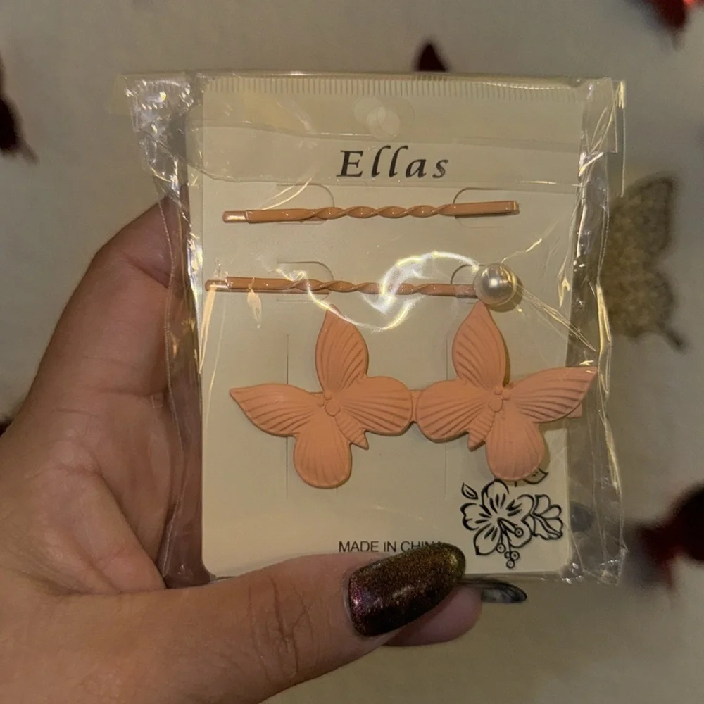 Butterfly 🦋 hair‎ clips new